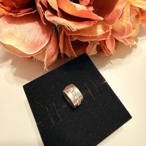 Pandora Sparkling Row Clip